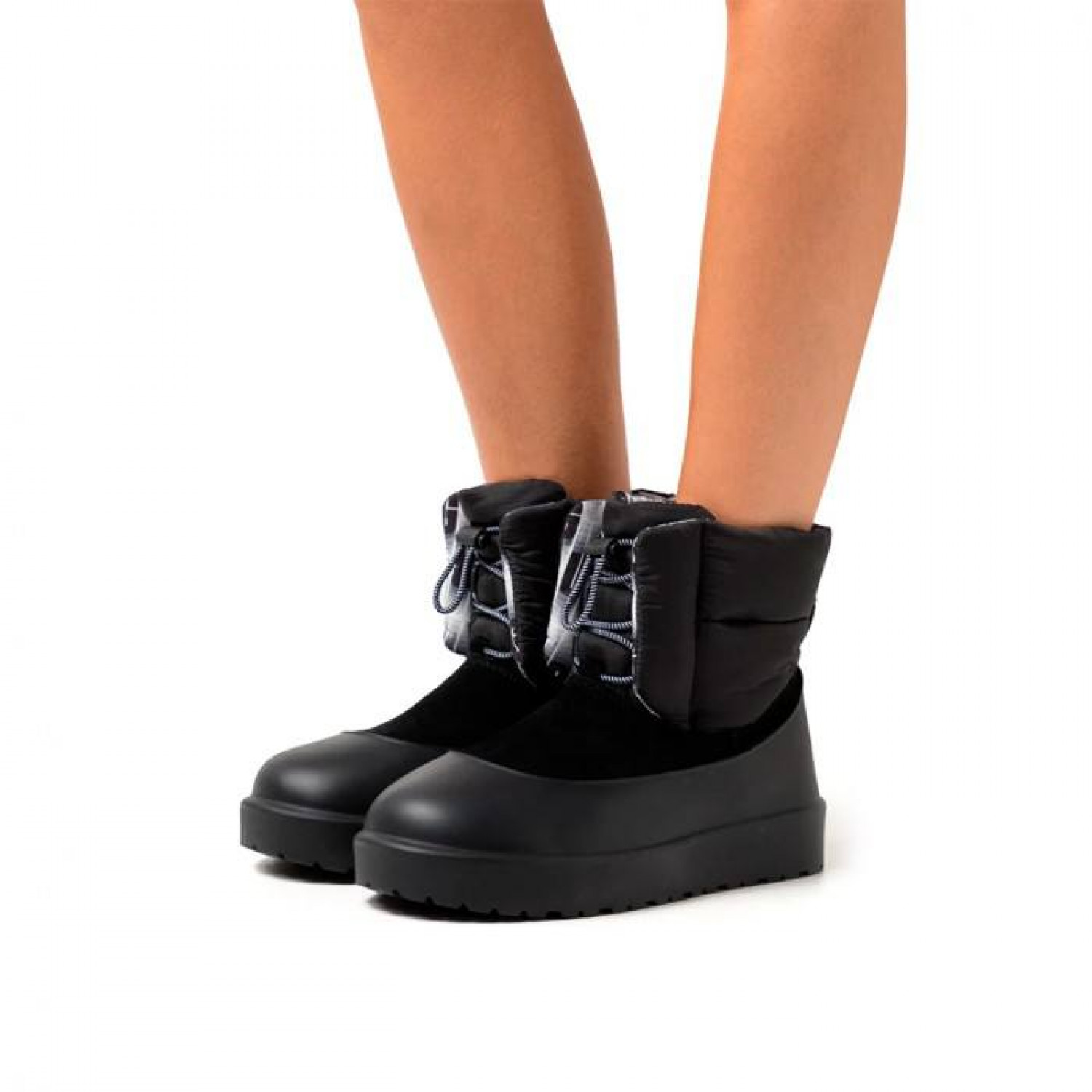 UGG Classic Maxi Toggle Black