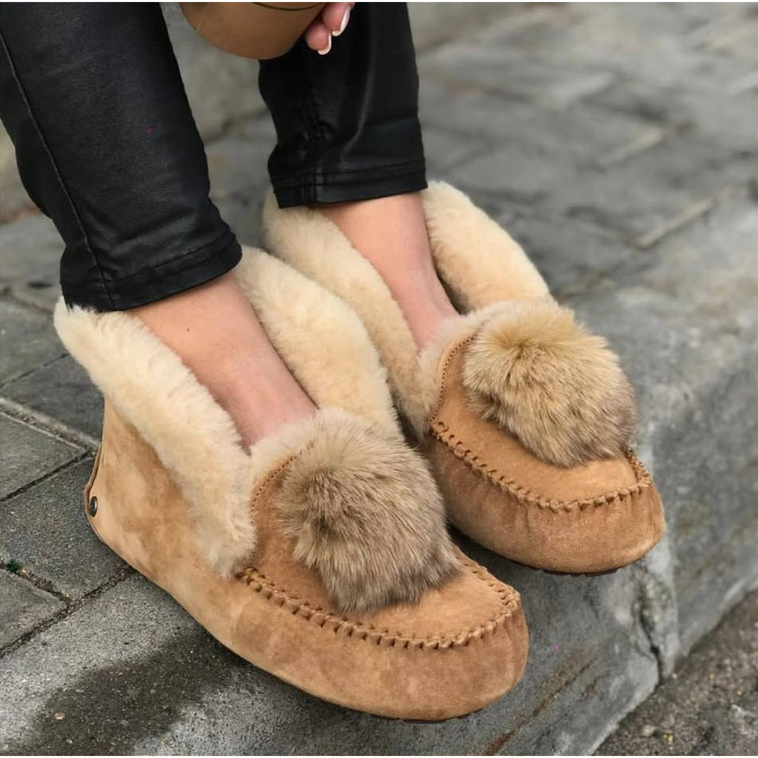 UGG Alena Pom Pom Chestnut