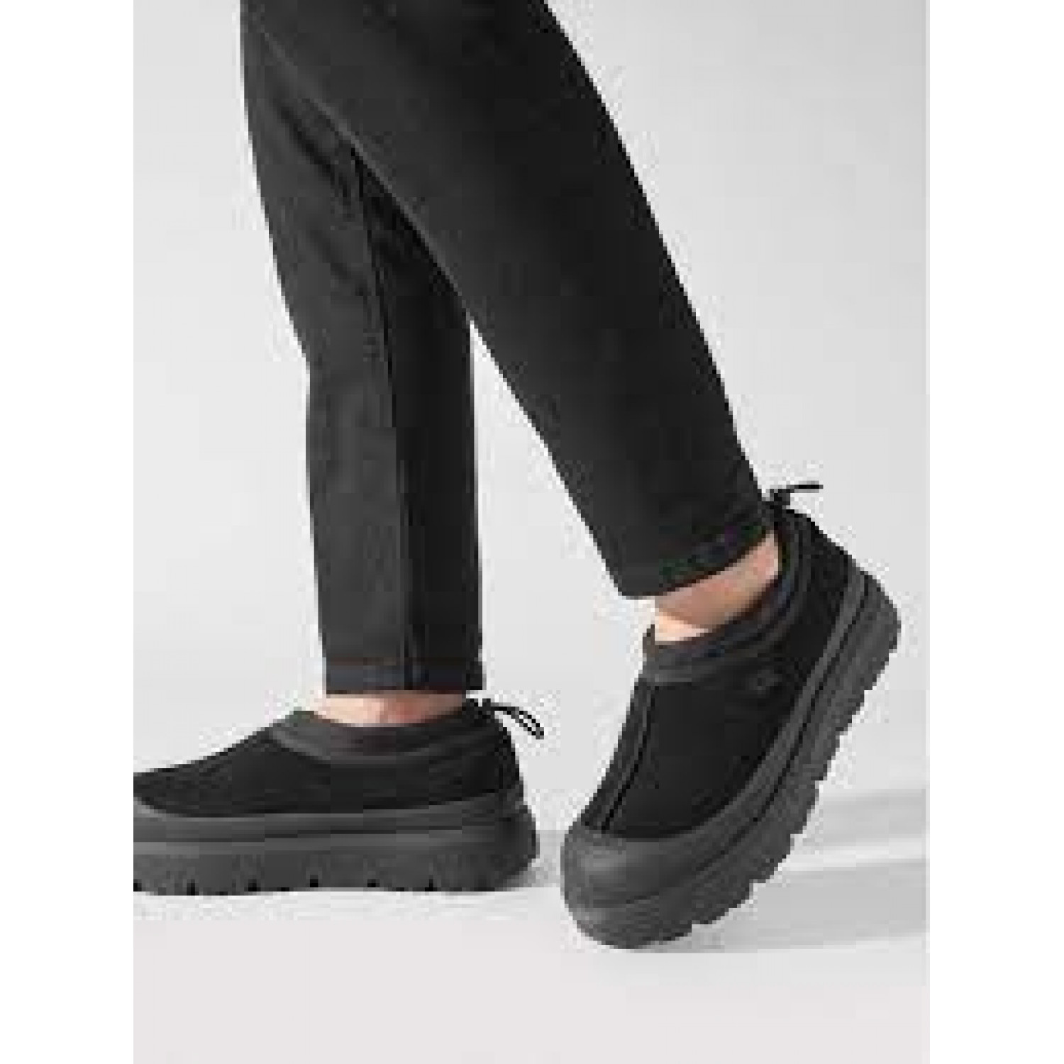 UGG Mens Tasman Weather Hybrid - Black 
