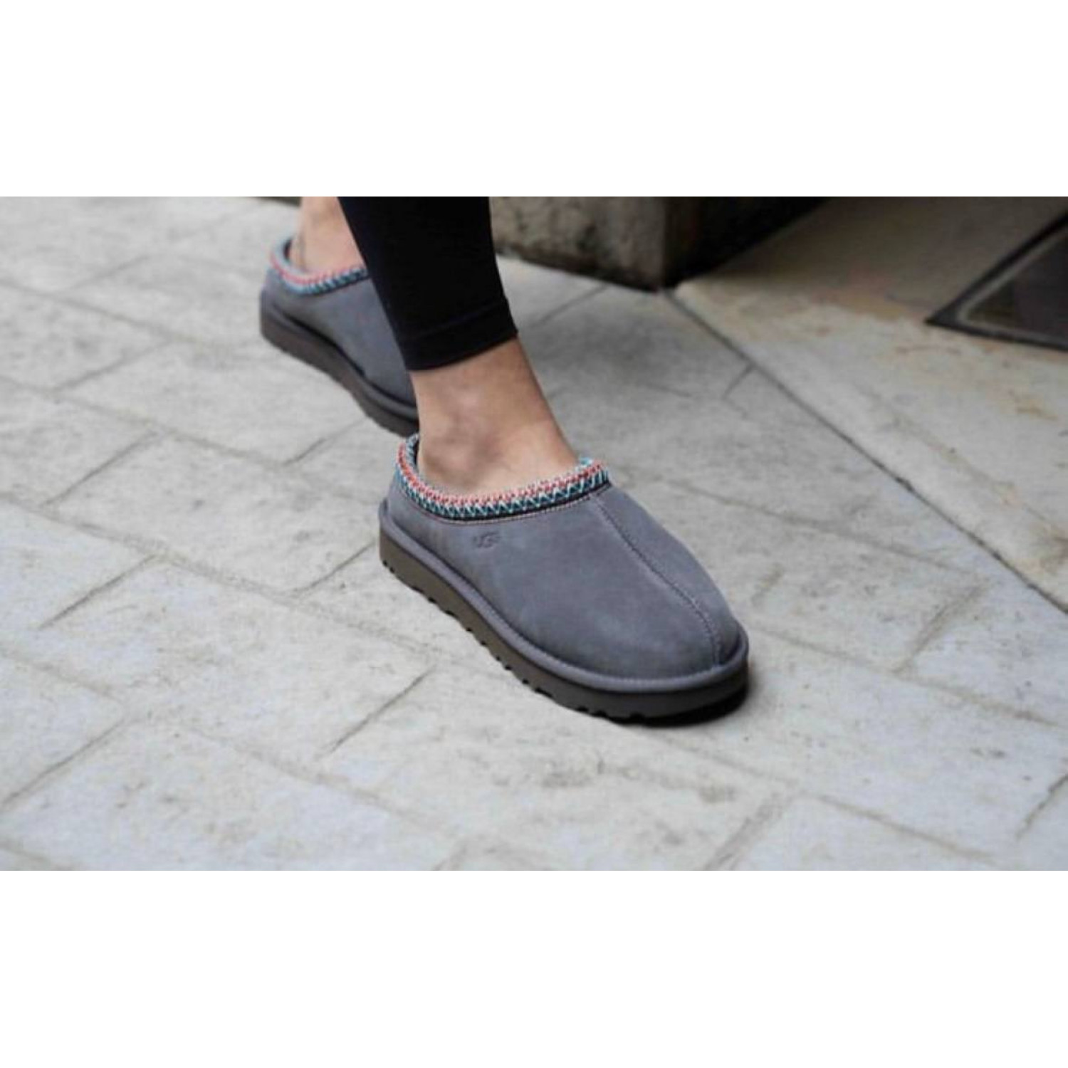 UGG Tasman Slipper - Grey